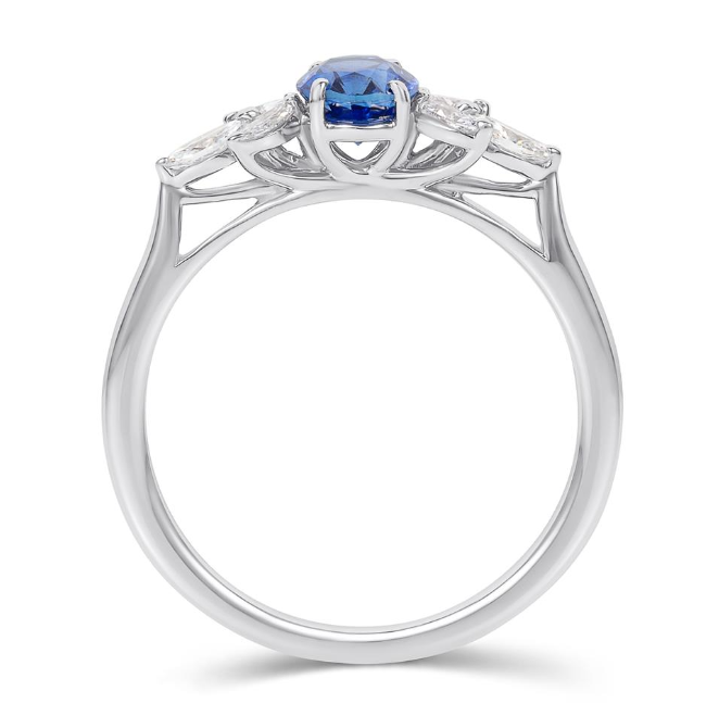 Anel em Ouro Branco 18K com Diamantes e Safira